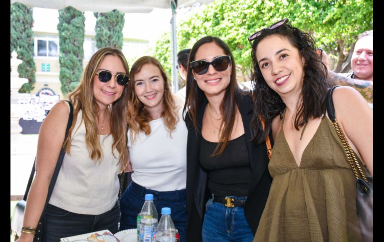 Romina González. Alejandra Ochoa, Ama Paula Godoy y Carla Camberos. GENTE BIEN JALISCO / Revista del 26 de junio 2026
