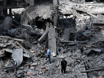 El ataque se produce mientras prosiguen en Washington las conversaciones impulsadas por Estados Unidos para consolidar una tregua duradera entre el Líbano e Israel que ponga fin a casi cuatro meses de conflicto en el sur del país. EFE/W. HAMZEH