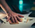 Hay algunos aspectos que debes tomar en cuenta antes de apostar en línea. ESPECIAL/PEXELS