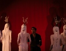 Más que una actualización estética, la puesta en escena replantea el sentido mismo del ballet. ESPECIAL
