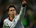 Marcar en el debut dentro de una Copa del Mundo es un logro reservado para pocos futbolistas, Mateo Chávez lo consiguió ante una afición entregada. AFP / A. ESTRELLA