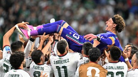 Guillermo Ochoa consolida su carrera con su participación en su Cuarta Copa del Mundo y se despide de la Selección Mexicana en lo alto. AFP/C. DE SOUZA