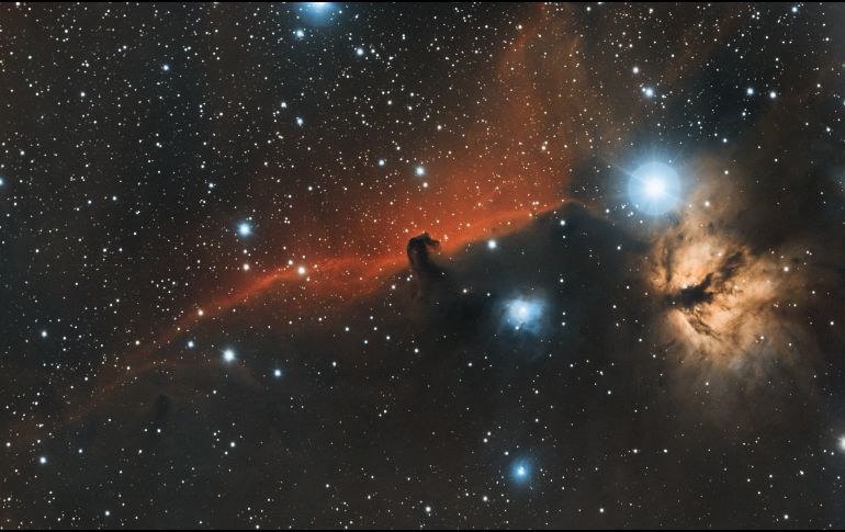 La presencia de un campo magnético puede influir en la evolución de un planeta, ya que, al modular la interacción entre el viento estelar y la atmósfera planetaria, condiciona procesos relacionados con su habitabilidad. Unsplash