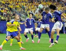 Japoneses y suecos protagonizaron un partido intermitente, que avanzó a trompicones. EFE/ Mariscal