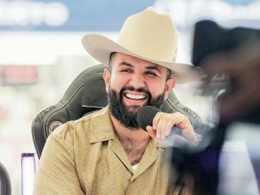 El cantante mexicano inaugurará el Nu Stadium como recinto para espectáculos musicales. EFE