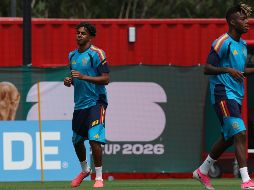 Lamine Yamal y Nico Williams durante el entrenamiento de la selección española en Guadalajara. EFE/A. Cruz