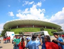 La afición se prepara para el encuentro de esta tarde en el Estadio Guadalajara. EL INFORMADOR / A. NAVARRO