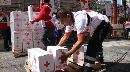 La Cruz Roja Mexicana habilitó una campaña de donativos económicos para apoyar a las familias afectadas por los terremotos en Venezuela. NOTIMEX/ARCHIVO