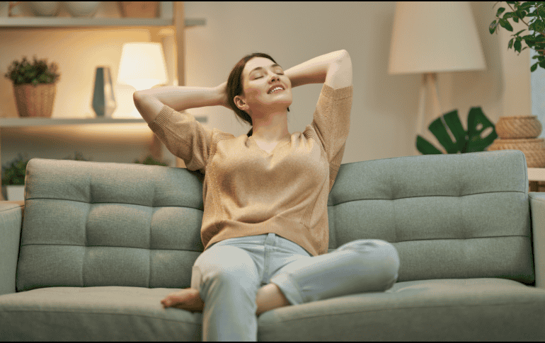Al establecer límites entre el trabajo y el tiempo personal, las vacaciones cumplen su objetivo principal: permitir que tanto la mente como el cuerpo recuperen energía para afrontar nuevos retos al regresar a la rutina. CANVA