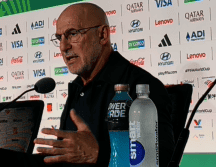 Luis de la Fuente en la conferencia de prensa después que su Selección eliminara a Uruguay del Mundial 2026. EL INFORMADOR / L. ASCANIO