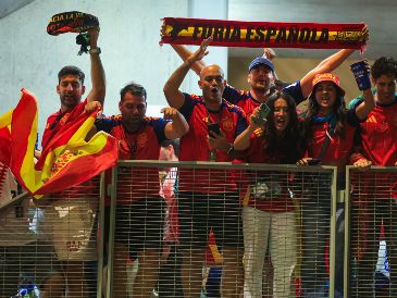Aficionados españoles en el juego entre las selecciones de España y Uruguay disputado ayer en Guadalajara. EL INFORMADOR/J. Acosta