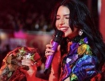 Ángela Aguilar y Christian Nodal fueron captados con unas presuntas argollas que desataron los chismes sobre una boda religiosa. INSTAGRAM/angela_aguilar_