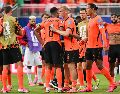Países Bajos buscará asumir el protagonismo mediante la posesión del balón y la elaboración de sus ataques, mientras que Marruecos apostará por el desequilibrio de sus futbolistas para sorprender en las transiciones. EFE