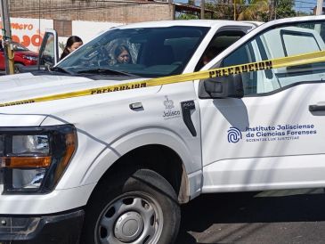 Elementos de la Comisaría de la Policía Preventiva Municipal y de Protección Civil y Bomberos, así como agentes de Movilidad y Cultura Vial y paramédicos de Servicios Médicos Municipales de Tlajomulco atendieron la situación. ESPECIAL / Ayuntamiento de Tlajomulco