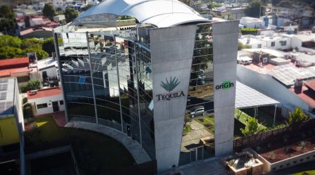 El Consejo Regulador del Tequila hace el llamado a la población a identificar los elementos de una botella auténtica. ESPECIAL