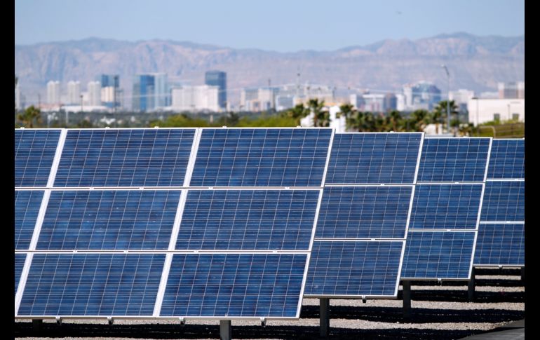El uso de paneles solares se populariza cada vez más en México como una alternativa ecológica para obtener energía eléctrica. AP/ARCHIVO