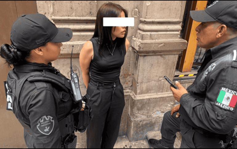 La víctima quedó detenida luego de presentar diversas copias de credenciales para votar correspondientes a personas diferentes para llevar a cabo un trámite. SECRETARÍA DE SEGURIDAD ESTATAL.