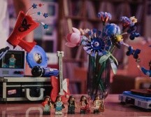 Con esta colaboración, LEGO apuesta por acercar el universo creativo de Olivia Rodrigo a sus seguidores mediante una experiencia interactiva que combina construcción, coleccionismo y múltiples referencias. CORTESÍA/ LEGO®