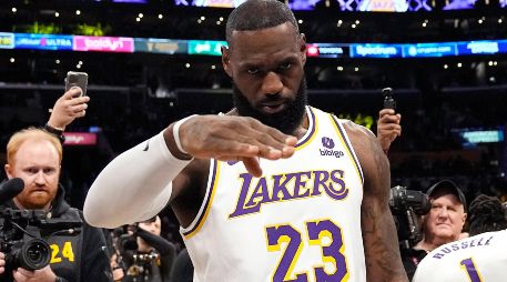 James saldrá de los Lakers tras ocho años en los que conquistó el anillo en la Burbuja de Orlando en 2020. AP / ARCHIVO