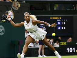 Serena Williams. La siete veces campeona del torneo mostró destellos de su mejor tenis, aunque no pudo evitar la derrota en lo que podría ser su última participación. EFE/T. Akmen