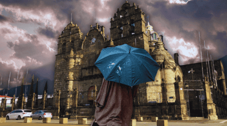 Las precipitaciones matutinas sorprendieron a miles de tapatíos que se dirigían a sus centros de trabajo o escuelas. ESPECIAL / CANVA