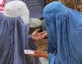 Las autoridades exigen que las mujeres permanezcan completamente cubiertas en espacios públicos. EFE/ ARCHIVO