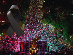 Alrededor de un millón de personas se congregaron la noche del martes en el Ángel de la Independencia para celebrar el triunfo por 2-0 de la Selección Mexicana frente a Ecuador. EFE / T. Pérez