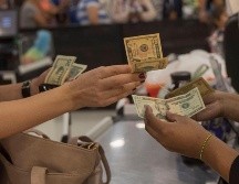 Tan solo en mayo, México captó 5 mil 611 millones de dólares en remesas, un aumento interanual del 3.8 por ciento. EFE / ARCHIVO
