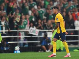 Cubrirse la boca durante una discusión ahora puede dejar a una selección con un jugador menos durante el partido. AP/E. Verdugo