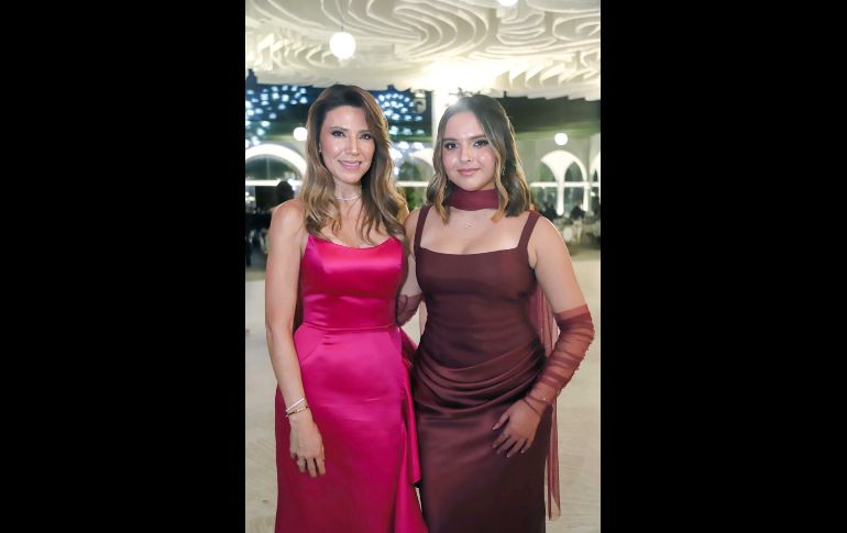 Roxana Toledo y Mariela Gómez. GENTE BIEN JALISCO / Graduación de la Generación 2026