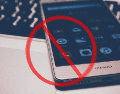 Detectar estas señales de forma temprana puede marcar la diferencia entre una simple molestia y un fraude con consecuencias graves para tu información personal y financiera. ESPECIAL/Canva