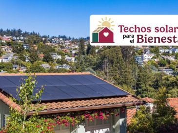 La instalación de paneles solares busca reducir costos de electricidad y promover alternativas renovables. PEXELS/ESPECIAL