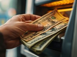 A México llegaron 520 millones de dólares más que los 24.588 millones de dólares recibidos en los primeros cinco meses de 2025, detalló Banxico. FREEPIK
