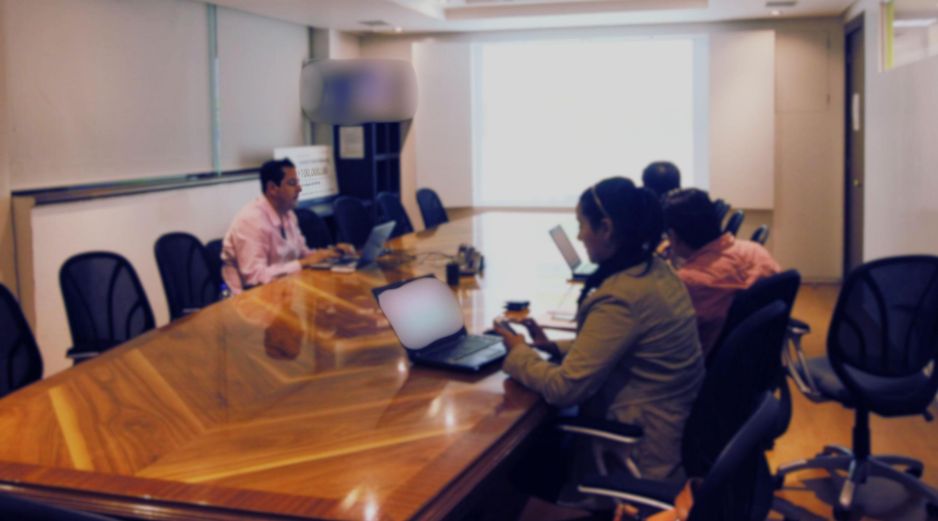 En la percepción del entorno económico, seis de cada 10 consultados por Banxico advirtieron que el clima de negocios permanecerá igual los próximos seis meses. EL INFORMADOR / ARCHIVO