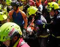 El derrumbe del edificio en Venezuela fue provocado por los dos terremotos consecutivos del 24 de junio de magnitudes de 7.2 y 7.5AP / F. VERGARA