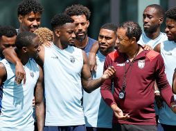El equipo de Cabo Verde, tras una fase de grupos invicta, se prepara para enfrentar a Argentina este viernes. EFE/A. Estevez