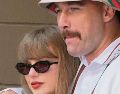 La cantante estadounidense Taylor Swift y el jugador de futbol americano de la NFL Travis Kelce. AFP