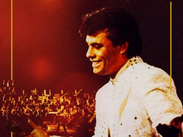 El material audiovisual que llegará a las marquesinas corresponde al emblemático álbum en vivo Juan Gabriel en el Palacio de Bellas Artes, grabado durante las presentaciones del 9 al 12 de mayo de 1990. FACEBOOK/Cinemex