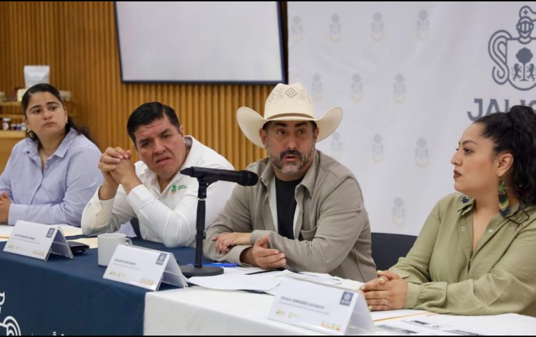 el titular de la Sader agradeció el apoyo de la Unión de Comerciantes del Mercado de Abastos de Guadalajara. EL INFORMADOR / J. VELAZCO