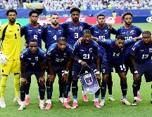A nivel global, la participación de Cabo Verde desató un auténtico fenómeno mediático y en redes sociales, atrayendo a millones de nuevos seguidores que adoptaron al equipo como su favorito sentimental. EFE/R. Wittek