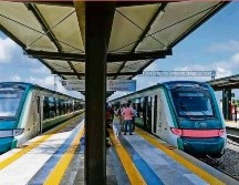 La situación al interior de los vagones del Tren Maya provocó crisis nerviosas y constantes reclamos de los pasajeros. SUN/ESPECIAL