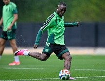 Julián Quiñones en el entrenamiento de la selección mexicana, que el domingo enfrentará a la de Inglaterra en el estadio Azteca. IMAGO7/E. Espinosa