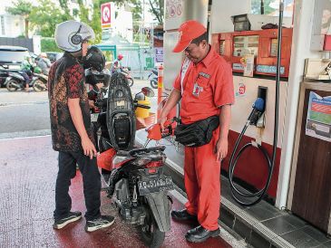 Los  mercados advierten que la inestabilidad en los precios de las gasolinas seguirá presente. AFP