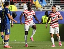 Folarin Balogun celebró el primer gol de Estados Unidos a lo LeBron James, en el partido de dieciseisavos de final ante Bosnia y Herzegovina. EFE/B. FANJOY