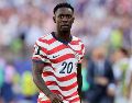 El máximo organismo del fútbol aplicó de oficio el Artículo 27 de su Código Disciplinario para readmitir a Balogun. EFE/B. FANJOY