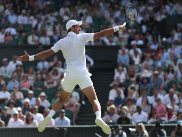Djokovic jugará a continuación contra  el tercer puesto del ranking del ATP, Felix Auger-Aliassime. EFE / A. Vaughan
