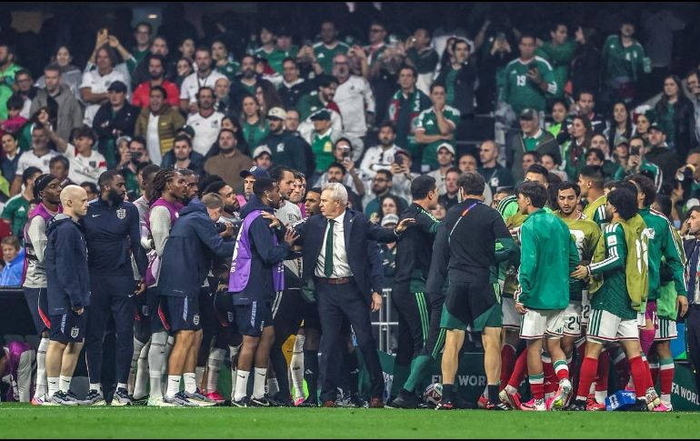 El Tricolor rozó la remontada ante un rival con diez hombres, pero el sueño mundialista terminó en casa. EL INFORMADOR/ A. NAVARRO.