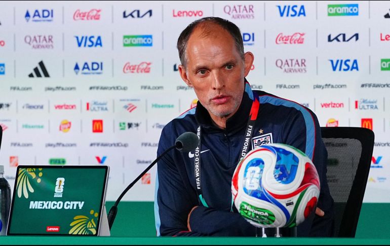 Lejos de mostrar arrogancia por la victoria, el director técnico ofreció un discurso lleno de respeto y profunda admiración hacia el equipo rival y su apasionada afición. IMAGO7