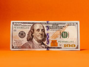 El viernes 3 de julio, el dólar cerró con una cotización de $17.47 pesos por unidad. UNSPLASH / J. BORBA
