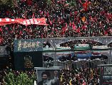 El jueves, finalmente, será enterrado Jameneí en la ciudad sagrada de Mashad, en el noreste del país, en el mausoleo del imán Reza, el octavo imán del chiísmo. EFE/EPA/A. Taherkenareh